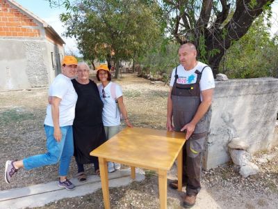 Volonterska akcija u Kistanjama