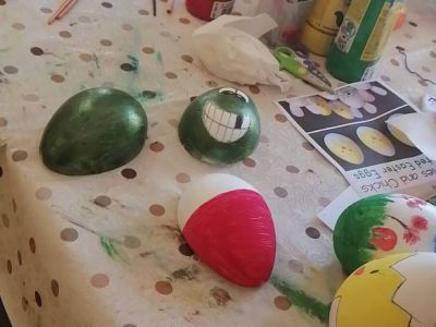 Održana dvodnevna radionica farbanja jaja povodom Uskrsa Održana dvodnevna radionica farbanja jaja povodom Uskrsa